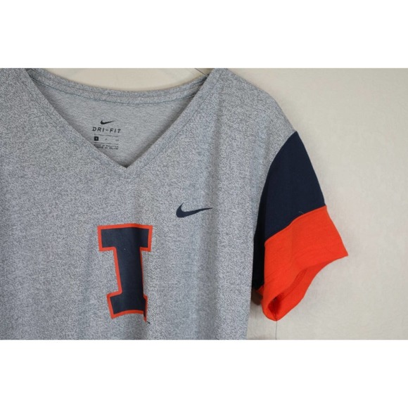 Nike Dri-Fit Womens‎ Short Sleeve V-Neck Printed T-Shirt Small Iowa Fit Gray - Picture 4 of 10